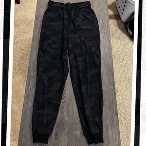 Lululemon Stretch High-Rise Jogger